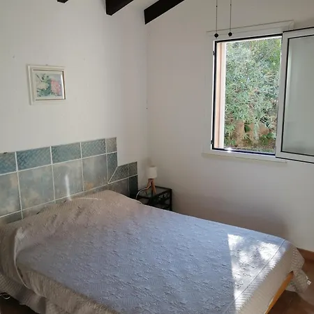 Vue Mer A Santa Giulia Апартаменты